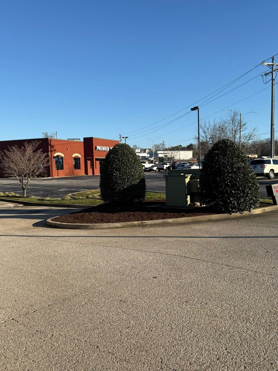 Shrub Trimming for Southern Hardscape’s & Landscaping in White House, TN