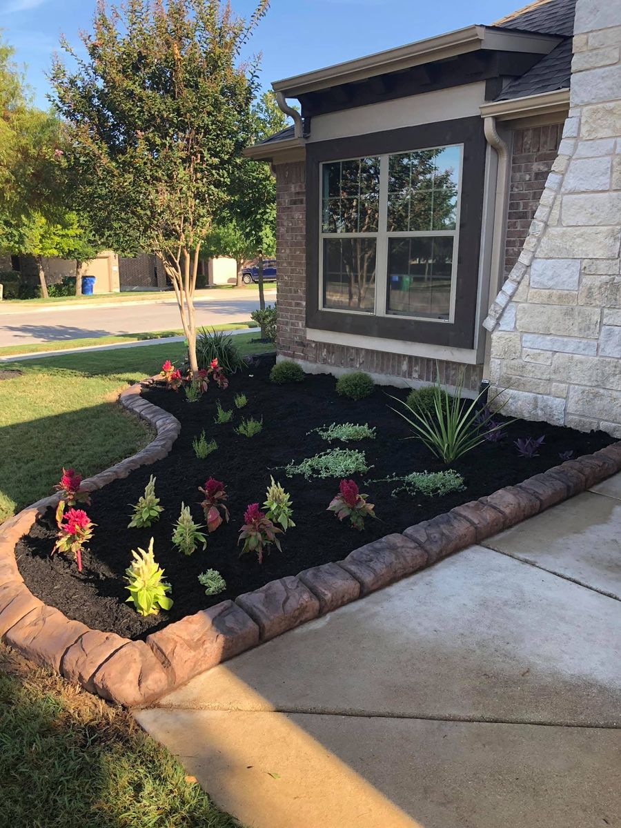 Landscaping for Texas Curb N Borders in Houston, TX