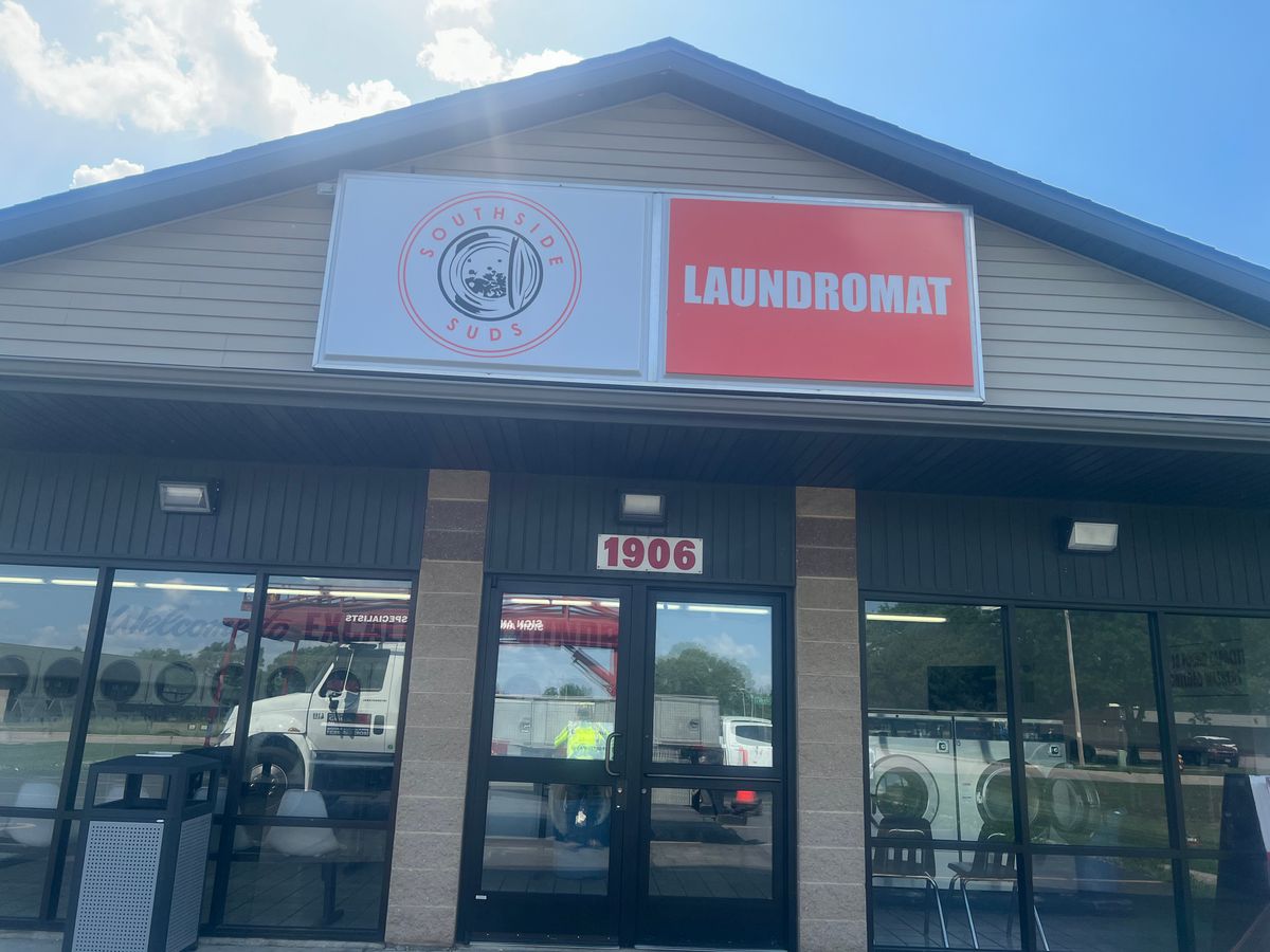 Store Front Signs for MTZ Signs in Janseville, WI