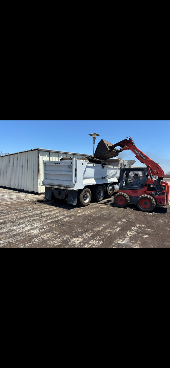 Grading/Land Leveling for Romoland General Contractor & Pools Inc. in Fontana, CA