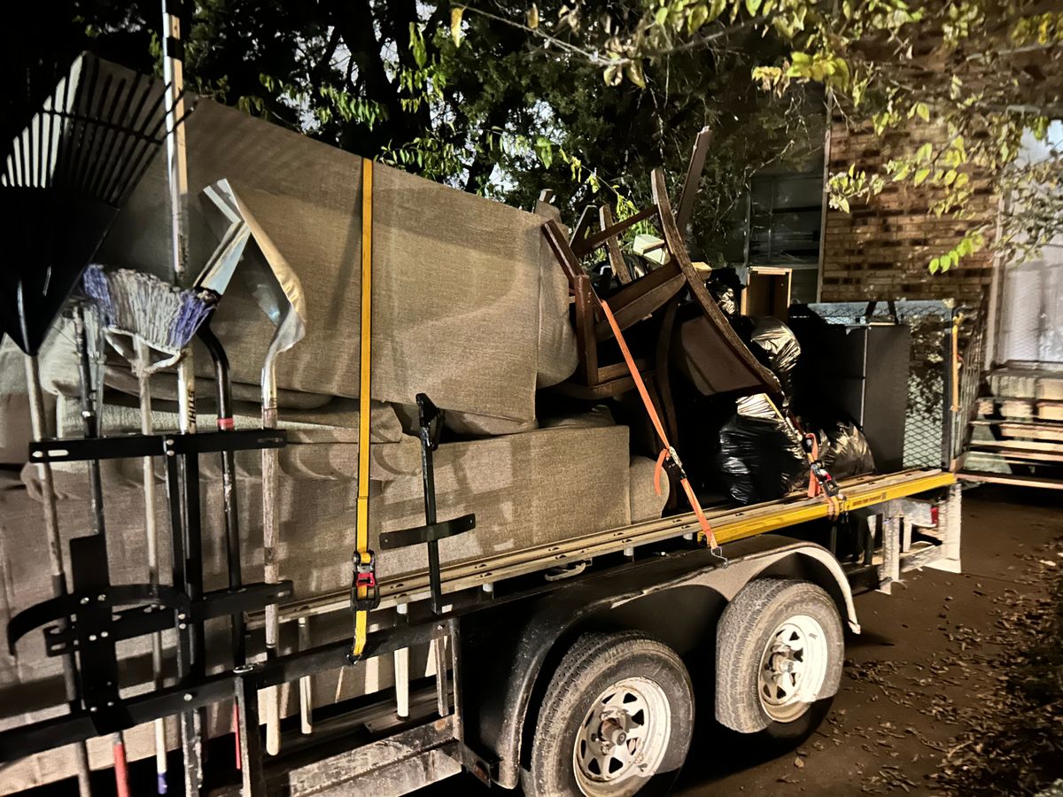 Junk Removal for D’s Lawncare in Killeen, TX