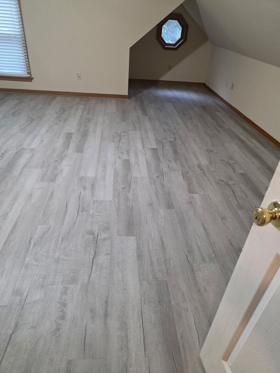 Laminate Flooring for Jason Tench Flooring LLC in Richmond, VA