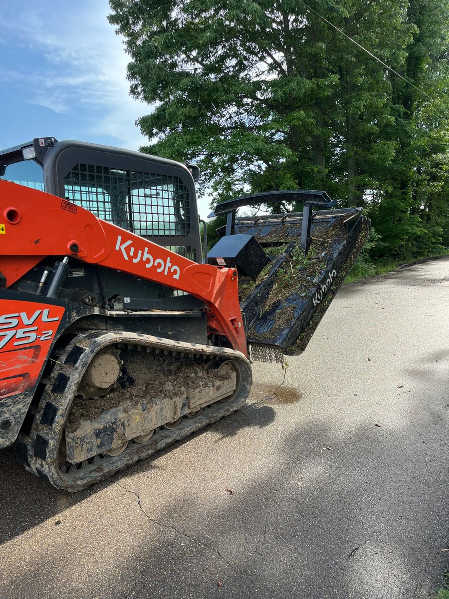 Bush Hogging for Gibby's Home and Land Services in Memphis, TN