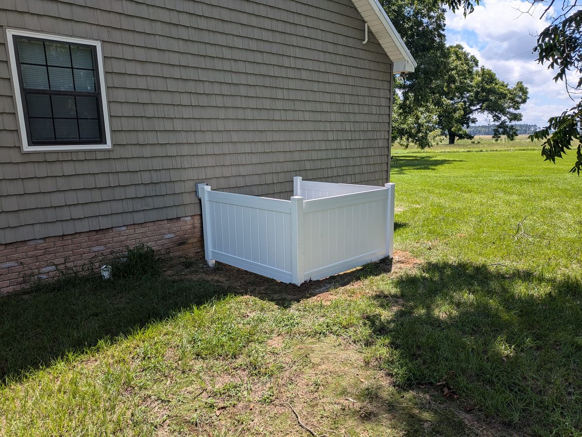 Vinyl Fence for Corbitt Vinyl Products in Hazlehurst, GA