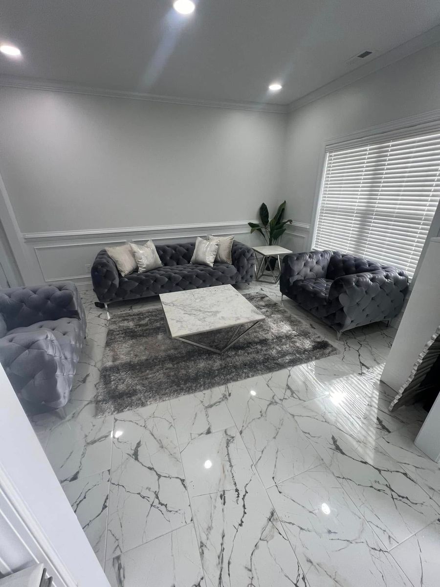 Floor Tiling Services for L&R Renovation in Washington, NC