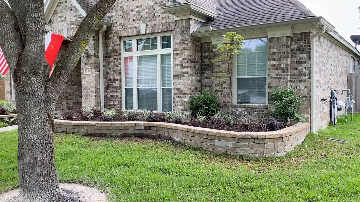 Hardscaping for Atlas Land Design in Creekside Park, TX