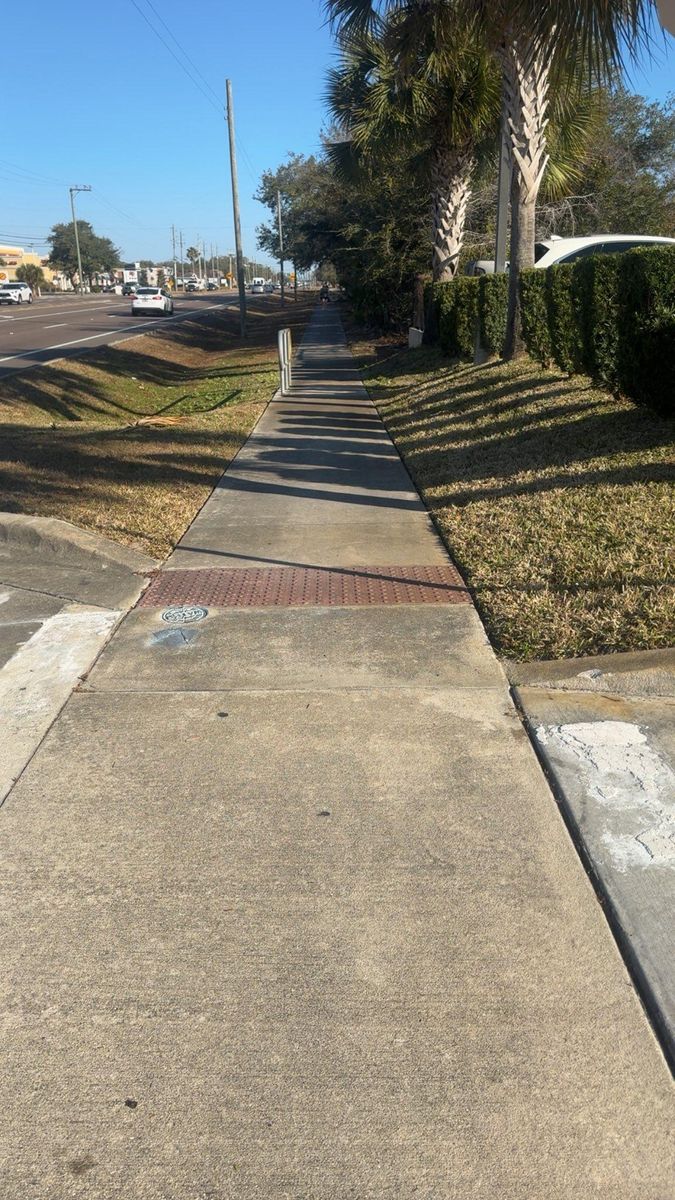 Lawn Maintenance for Space Coast Property Maintenance and Management LLC in Melbourne, FL