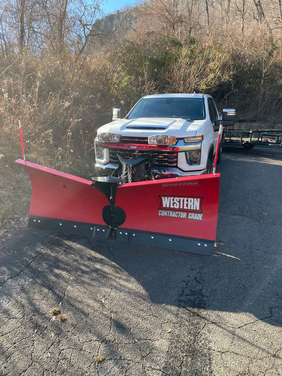 Snow Plowing for Blades of Glory LLC in Cheshire, CT