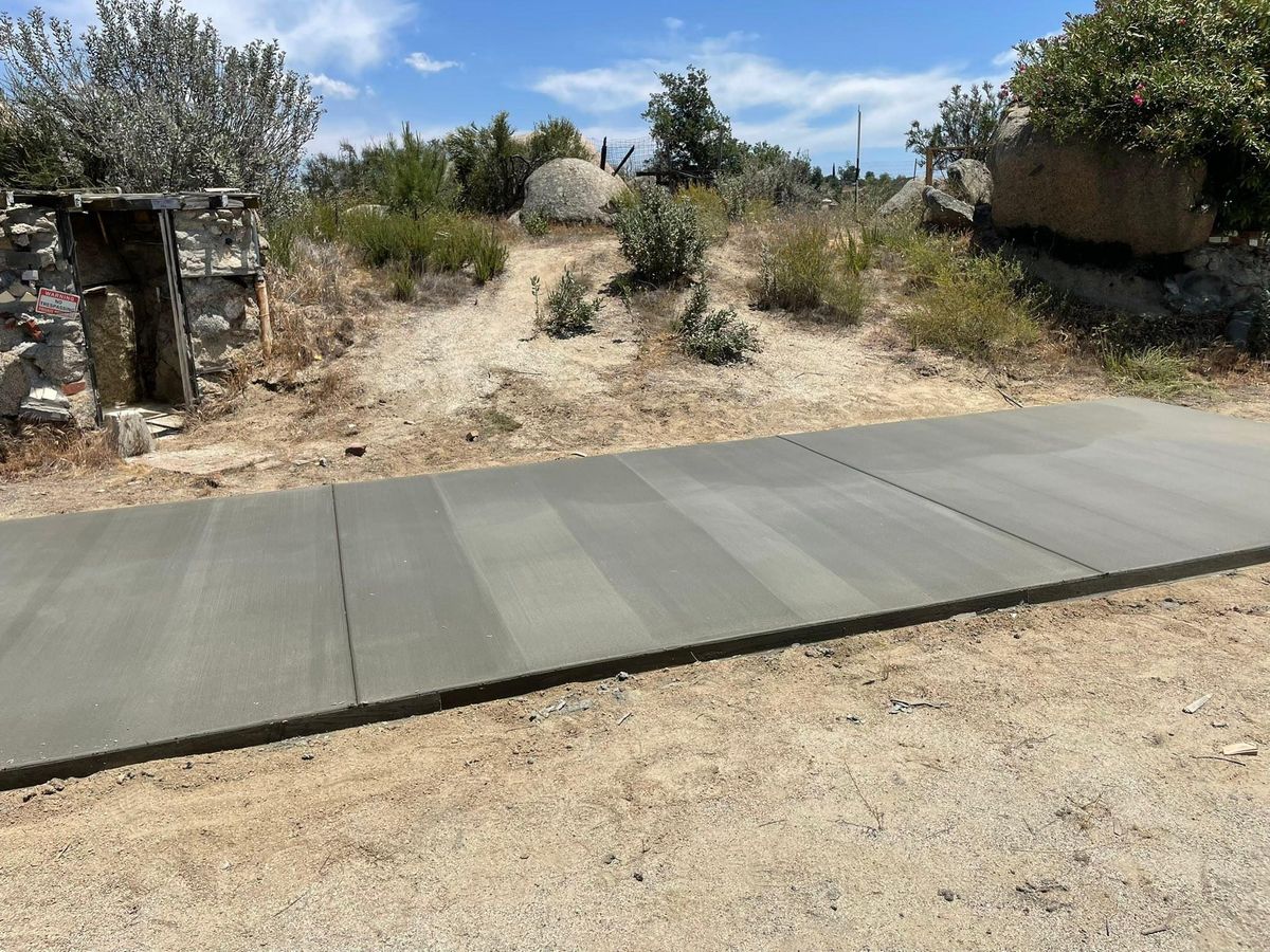 Concrete Slab Construction for David Cordrey Concrete Construction in Hemet, CA