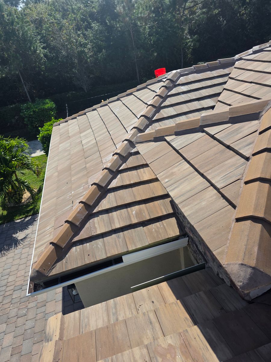 Roof Replacement for Ridgecap Roofing in Port St. Lucie, FL