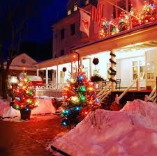 Holiday Lighting for Nuflo Gutter Cleaning & Pressure Washing in Blackwood, NJ