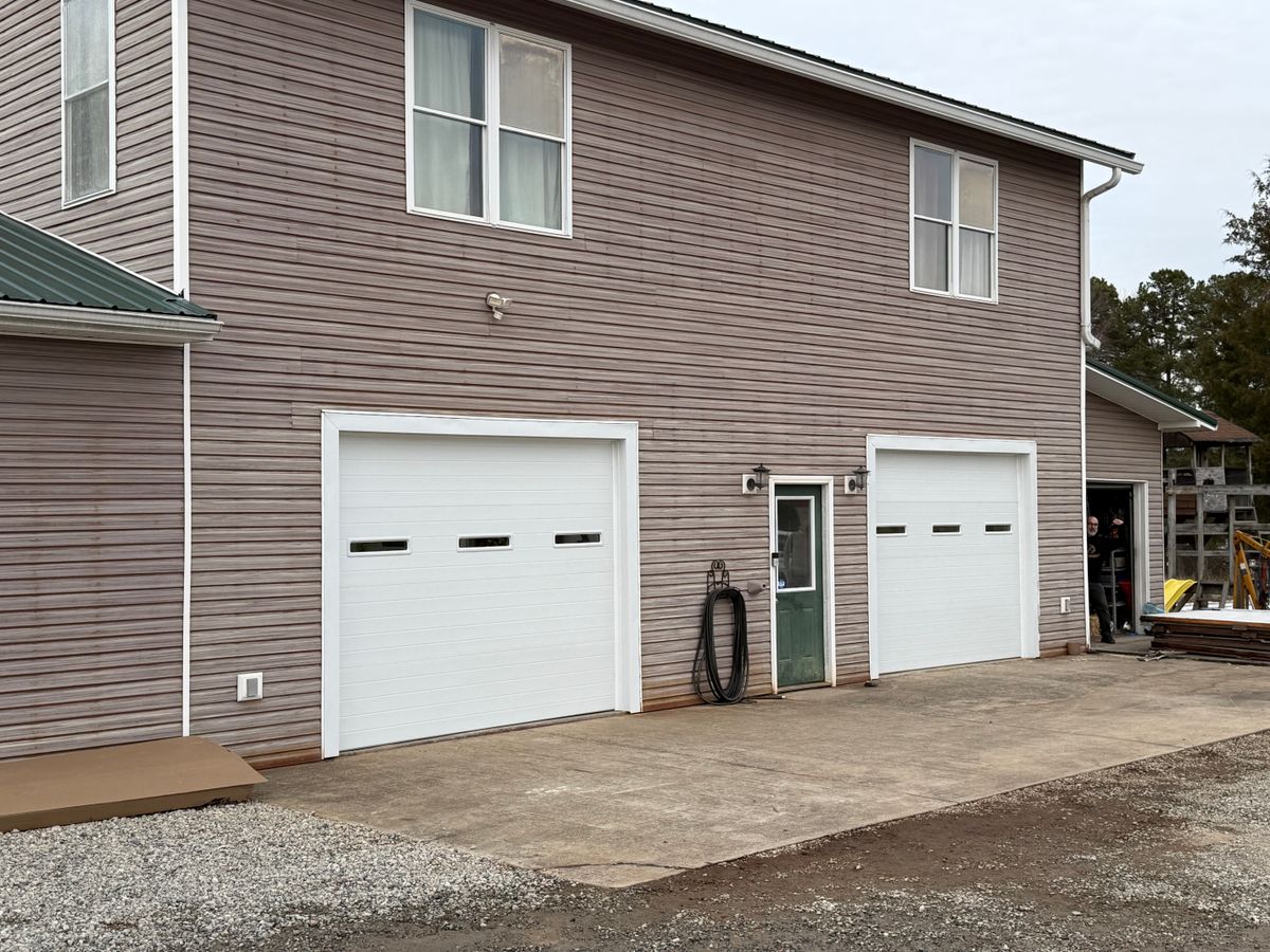 Garage Door Installs for Circle Y Installs & Solutions in Statesville, NC