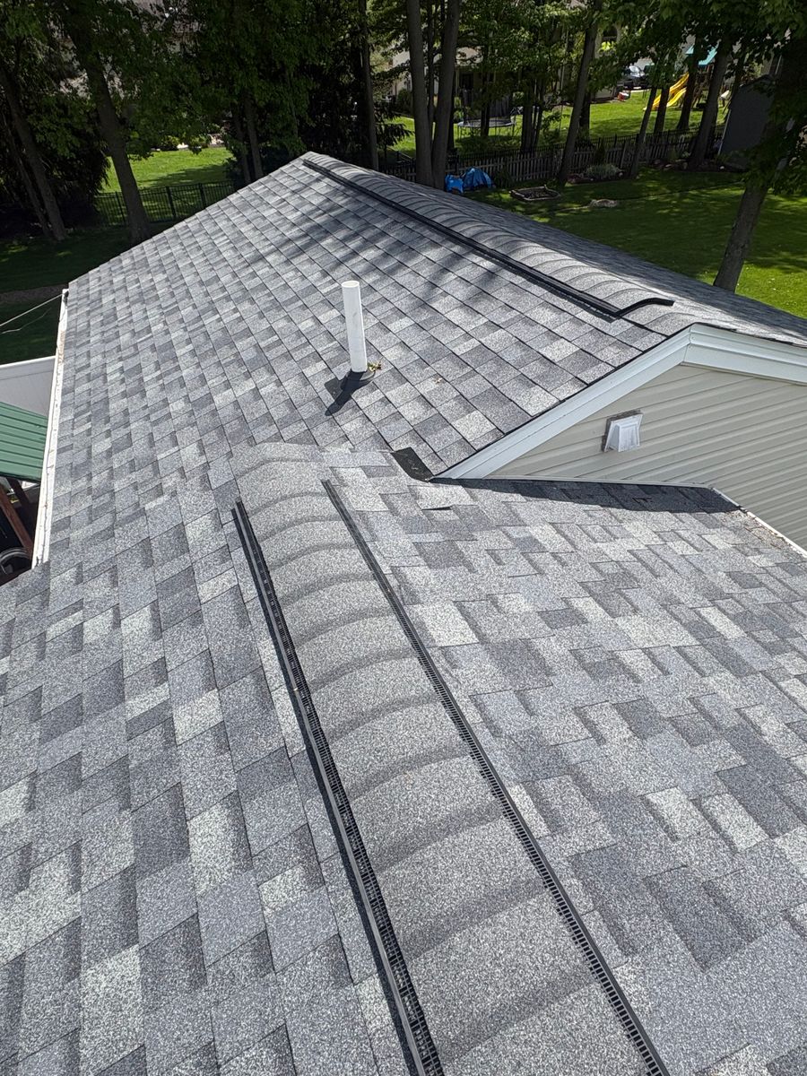 Roofing Installation for Rise Above Roofing in Stow, OH