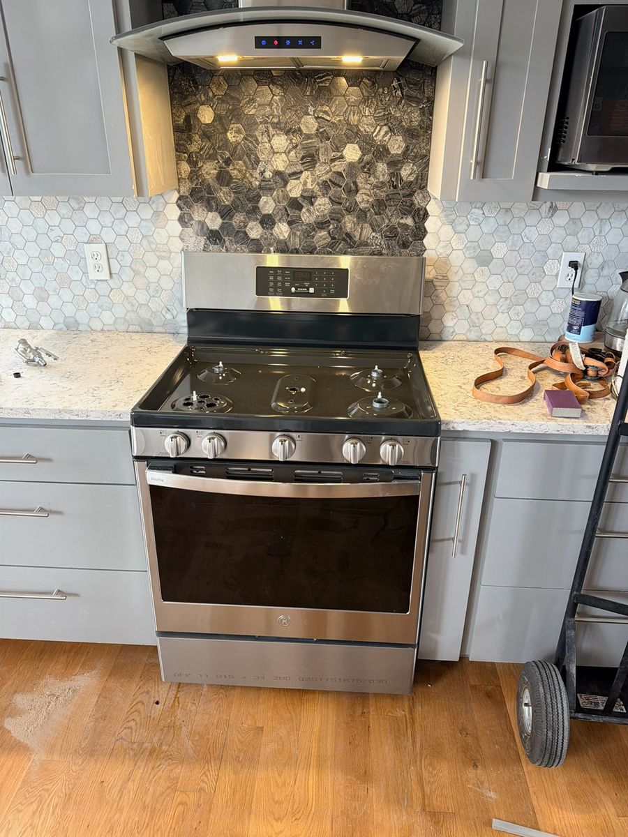 Tiling for Wild Mutt Handyman Services in Pullman, WA