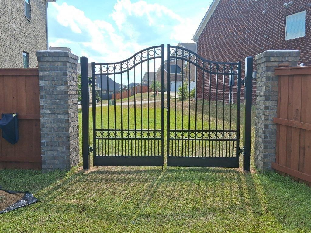 Fence Installation for JB Nealy Fence in Elgin, SC