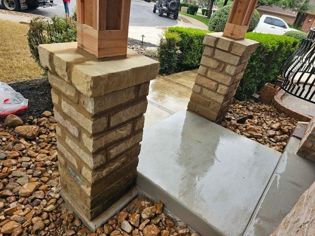 Brick/Stone Columns for Delarosa Masonry in San Antonio, TX