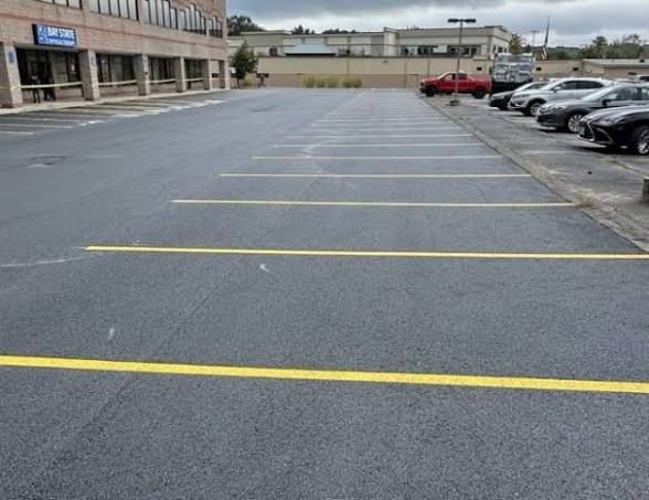 Commercial Paving for Chris Asphalt & Sealcoating in Reading, PA