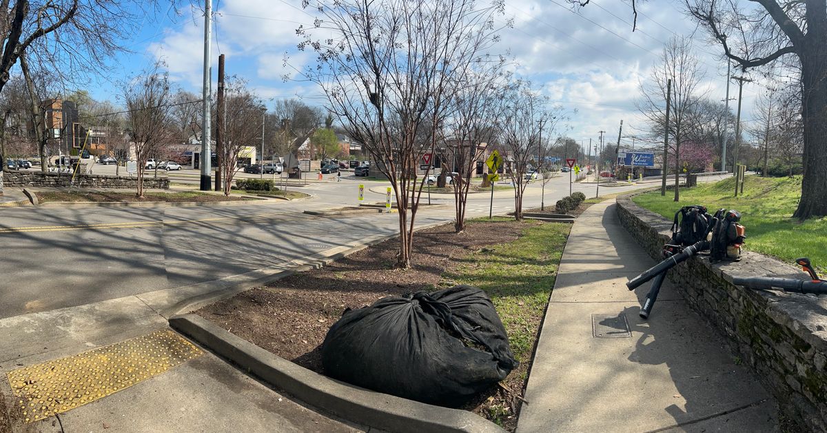 Shrub Trimming for Russell's Lawn Care Plus in Nashville, TN