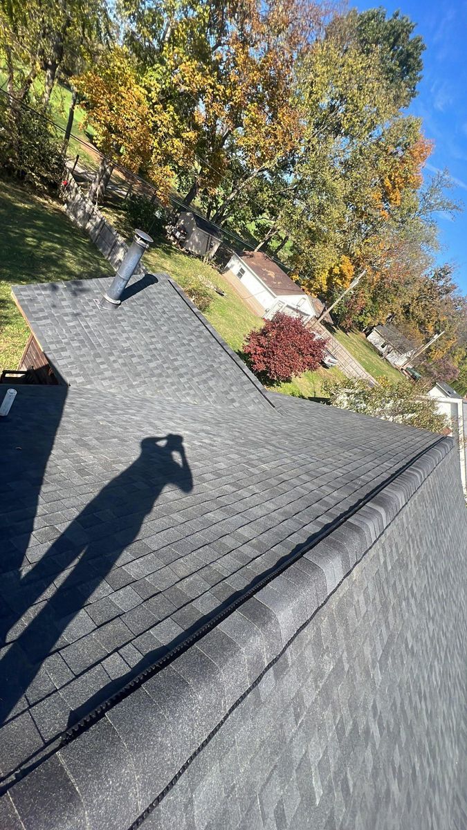 Shingle Roofing systems for KY Gutter Pro & Specialty Roofing Systems in Monticello, KY