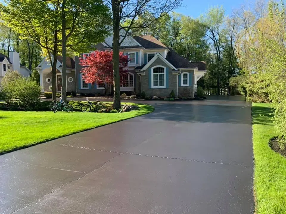 Asphalt Repair for Crete Industrial Services Inc in Brooklyn, OH