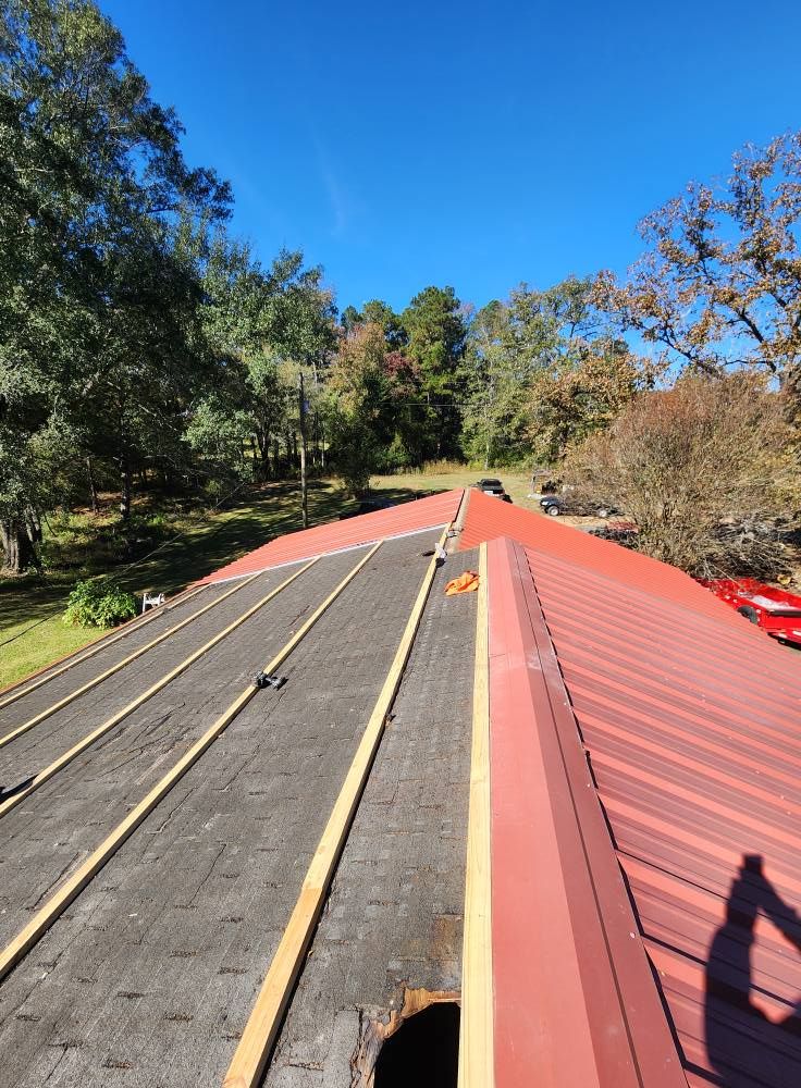 Roofing for S.W. Construction in Center, TX