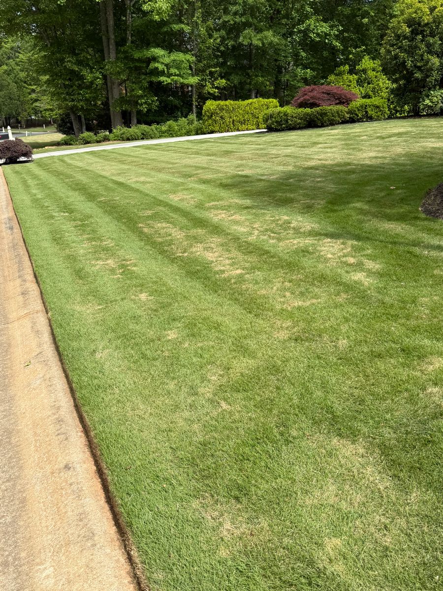 Mowing for Fantastic Lawn Care LLC in Fayetteville, GA