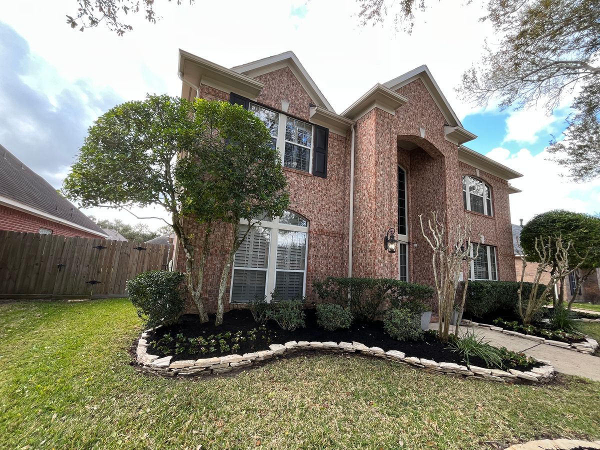 Tree Services for Garza Lawncare & Tree Service in Pearland, TX