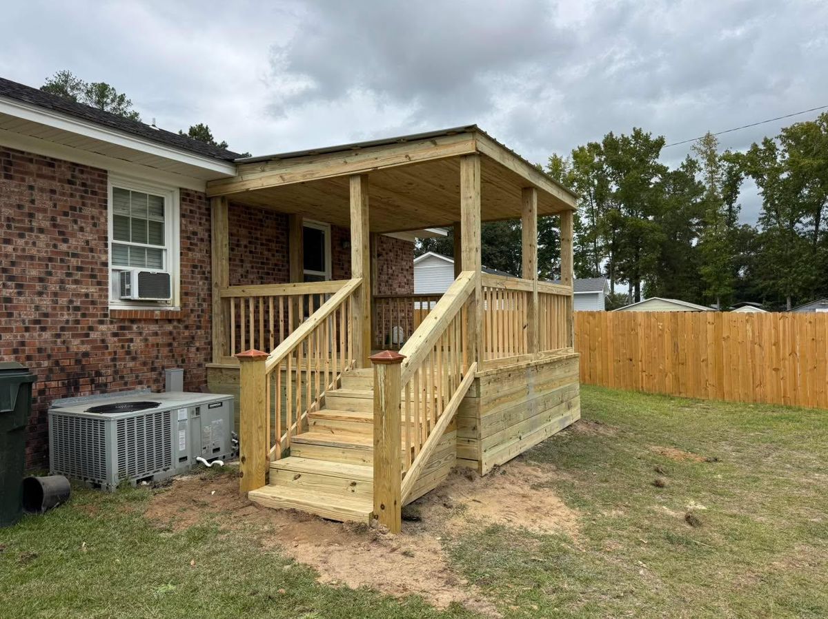 Decks & Porches for 4 In The Fire Fencing LLC in Darlington, SC