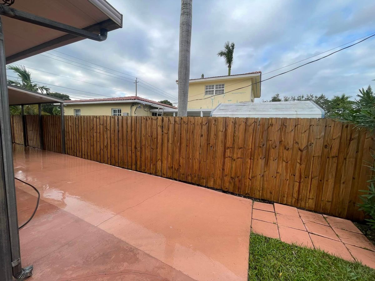 Fence Washing for Fountain Blast Pressure Wash in , 