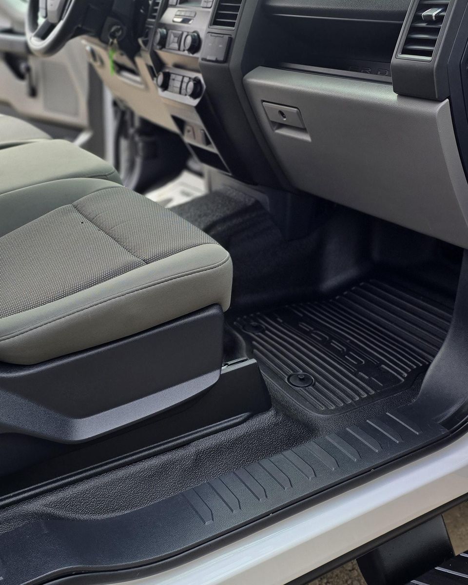 Full Detail Service for Luxury Auto Detail in Peoria, IL