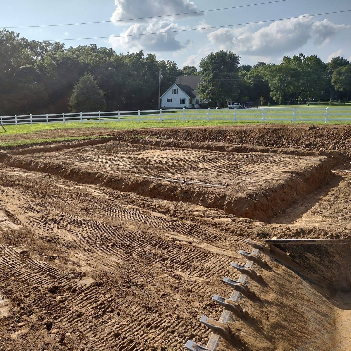 Foundation Digging for Stewart And Son Excavating LLC in Nixa, MO