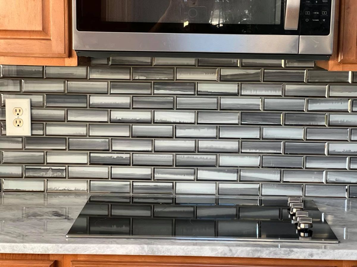 Kitchen Backsplash Tiling for Premier Floor Coverings in Myrtle Beach, SC