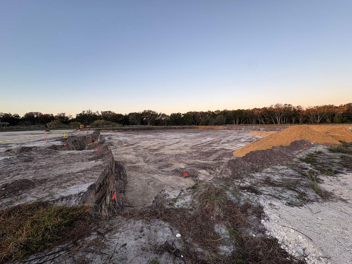 Land Grading for South Lake Loader Service in Minneola, FL