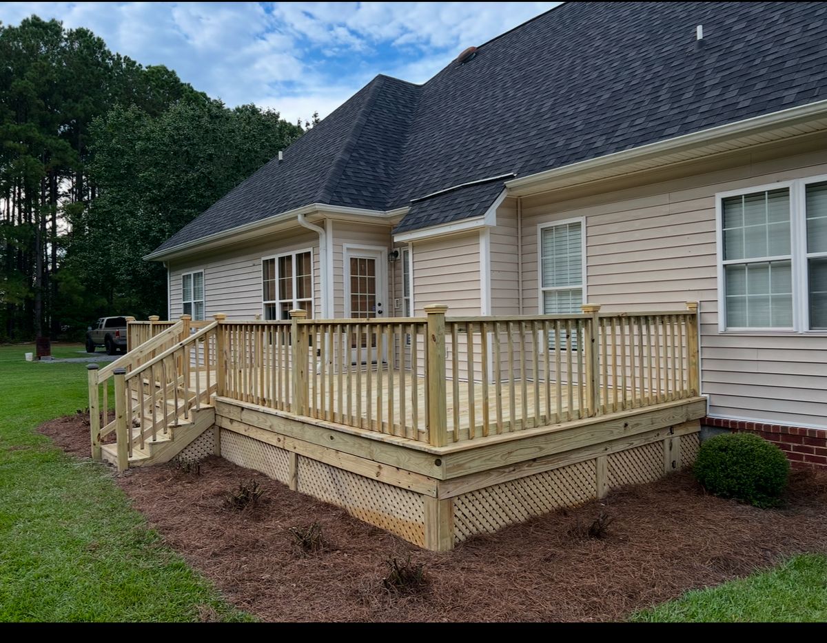 Decks & Porches for 4 In The Fire Fencing LLC in Darlington, SC