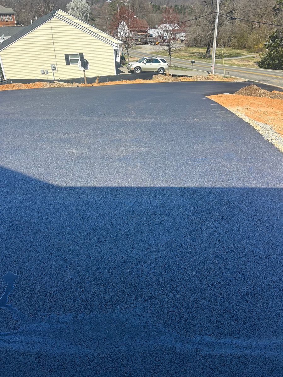 Sealcoating for James R Carter Paving in Roanoke, VA