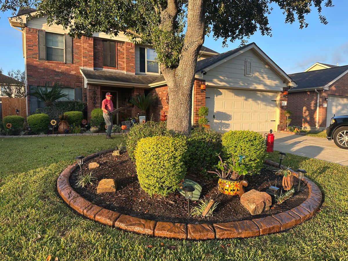 Landscaping for Texas Curb N Borders in Houston, TX