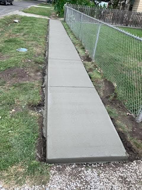 Driveway Construction for Custom Concrete Enterprises in Springfield, IL