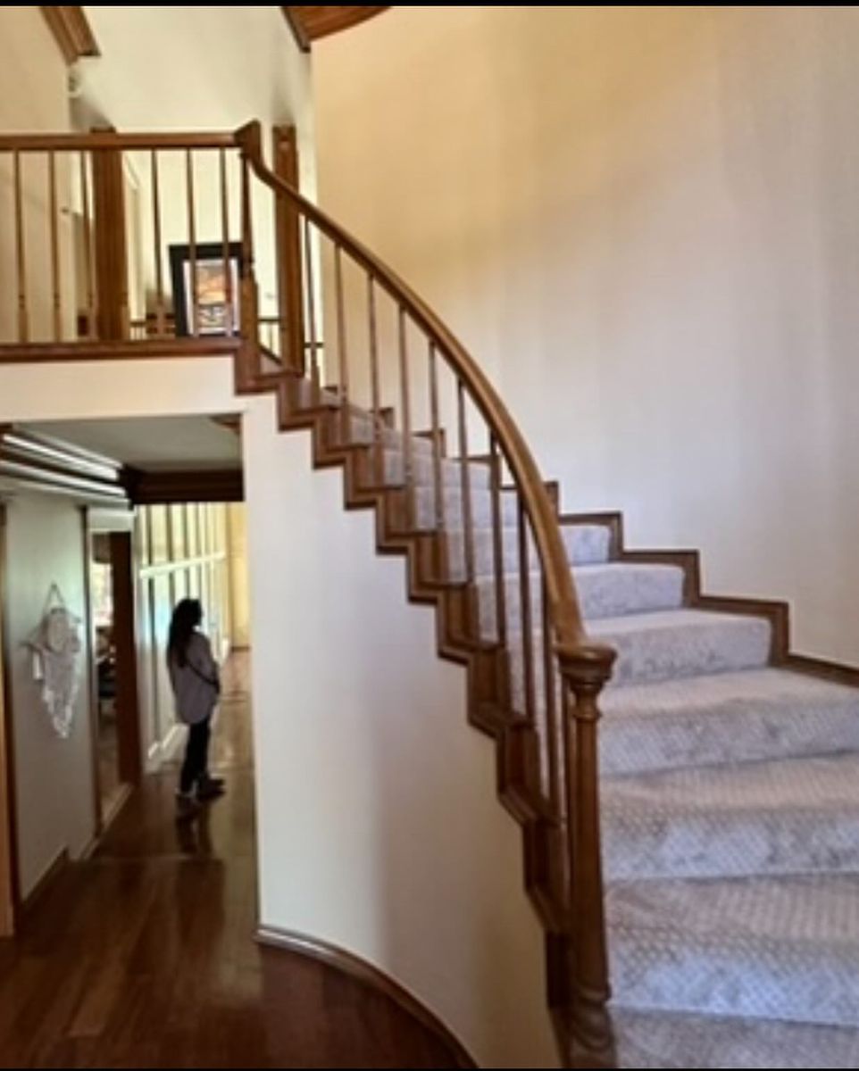 Wood Stairs for Creek Wood Construction LLC in Humble, TX