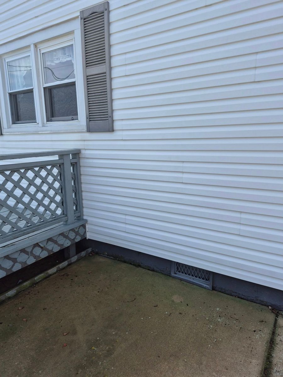 Deck & Patio Cleaning for D&T Pressure Washing in Morganfield, KY