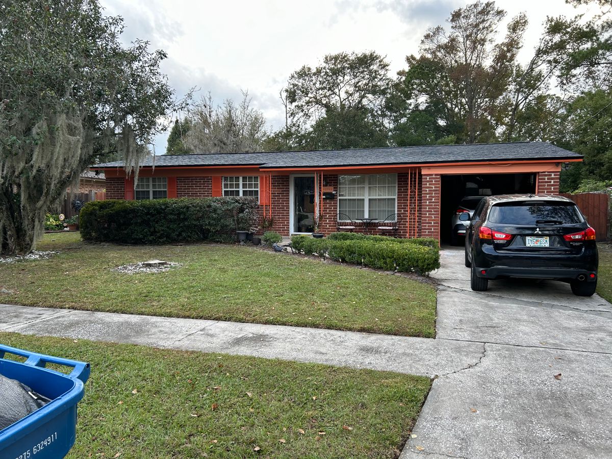 Driveway and Sidewalk Cleaning for Project Masters Group in Tampa, FL