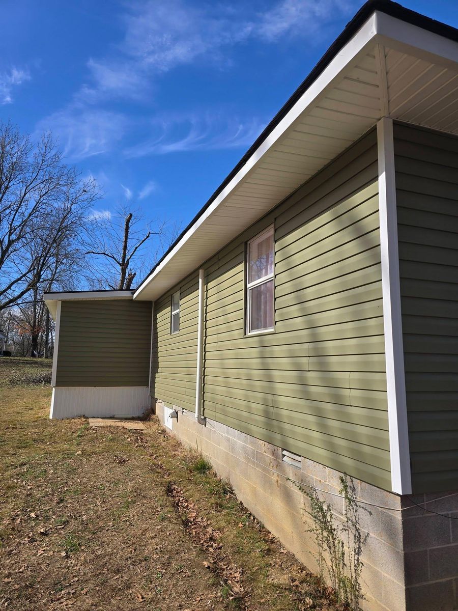 Vinyl Siding for Hightower Painting in Covington, TN