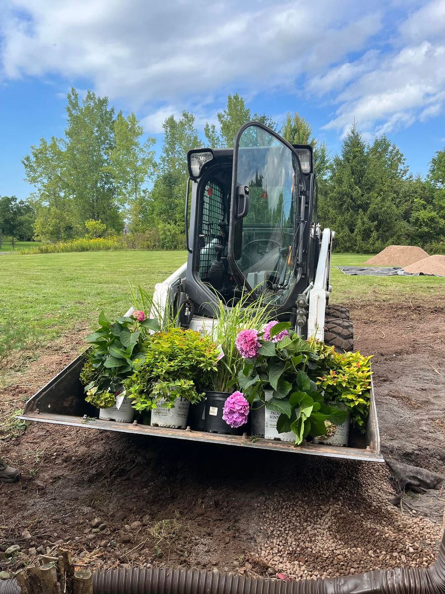 Lawn Aeration for Puleo Landscape LLC in Chittenango , NY