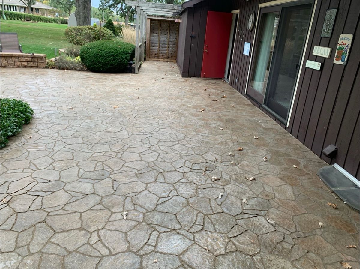 Concrete Sealing & Paver Brick Sand and Seal for Soapy Suds Services in St. Charles, IL