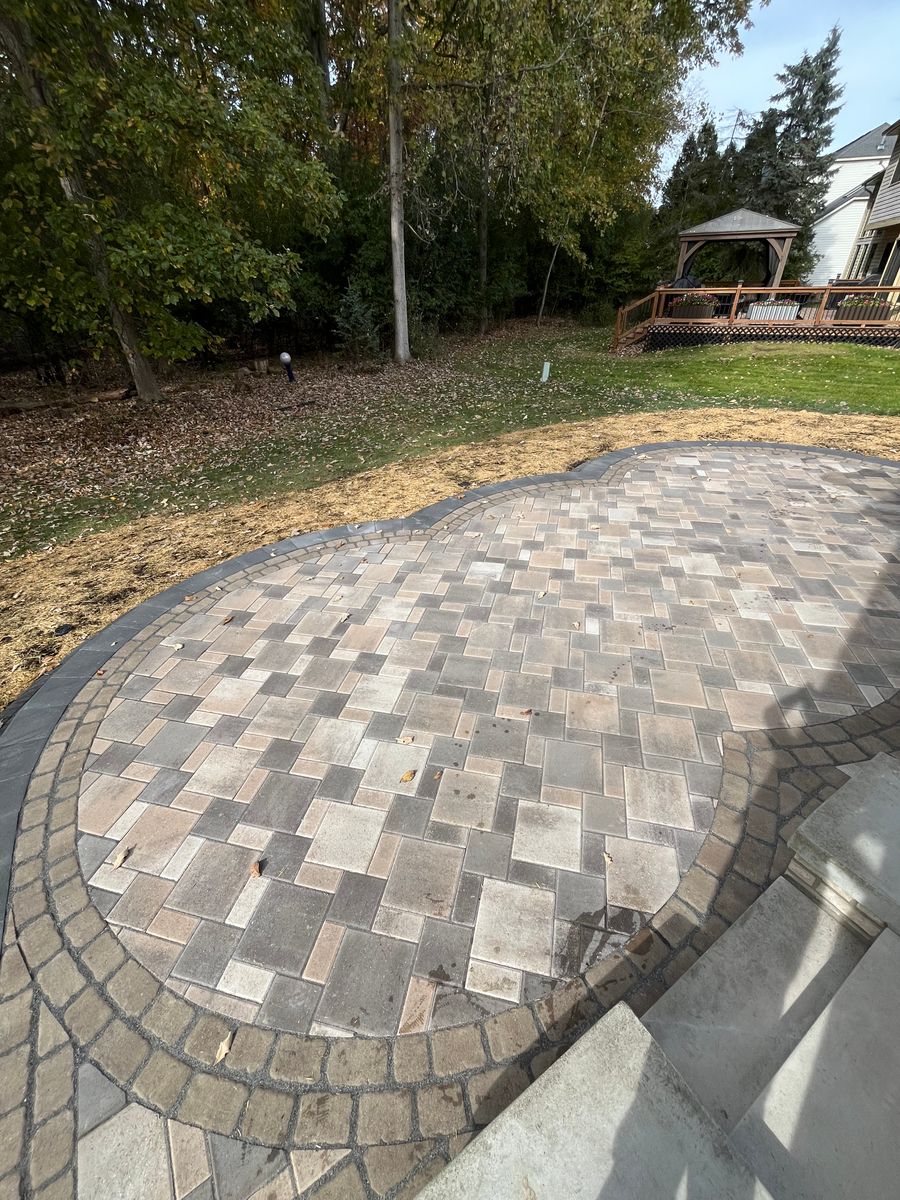 Landscape & Hardscape Design for Sunstone Construction in Oakland County, MI