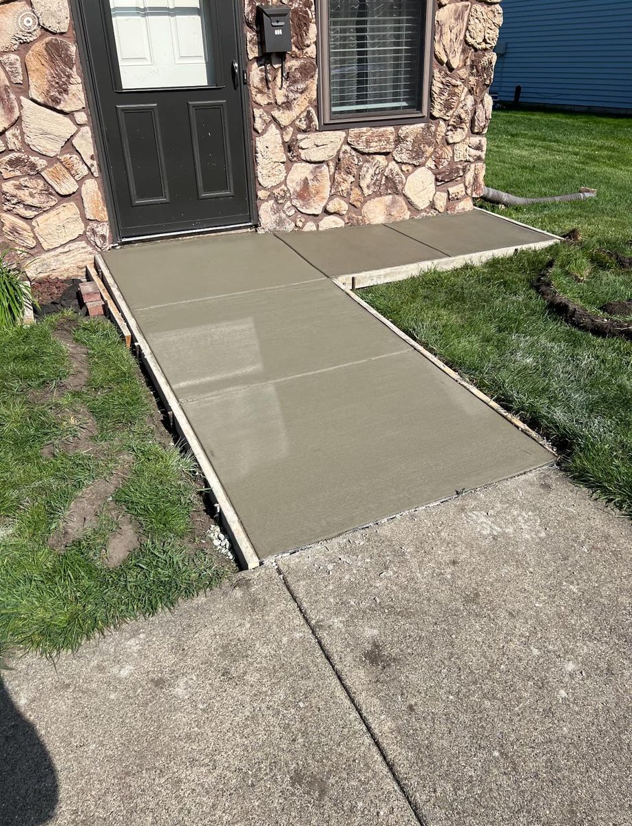 Decorative Concrete Elements for Bermuda Roofing and Remodeling in Elkhart, IN