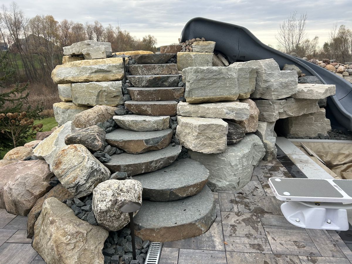 Retaining & Boulder Walls for Boss Construction in Saint Paul, MN