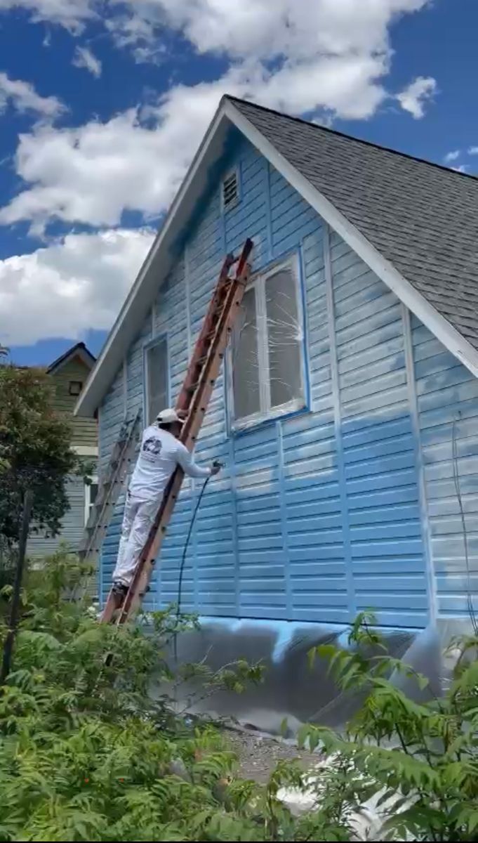 Exterior Painting Services for Mountain Custom Painters LLC in , 