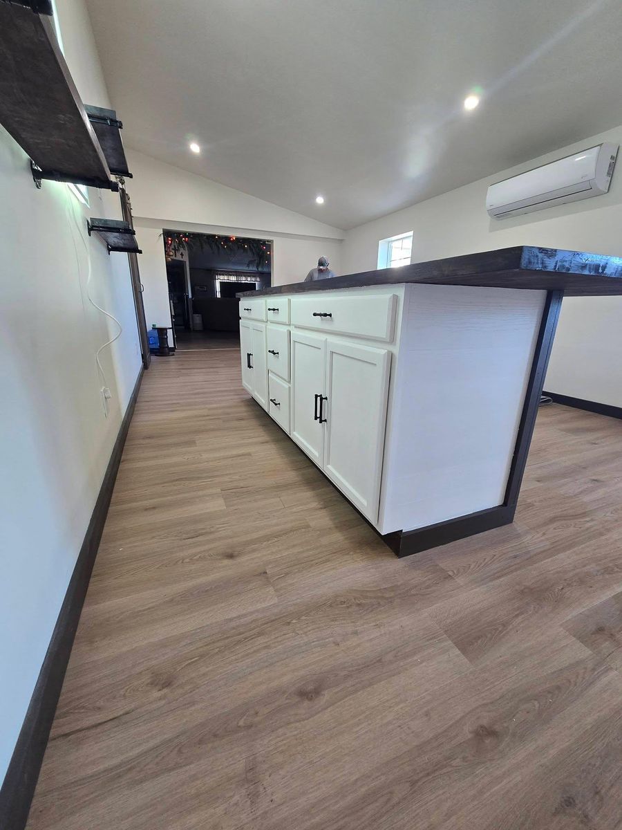 Mobile Home Improvement for Aragon Handy Works in Ranchos de Taos, NM