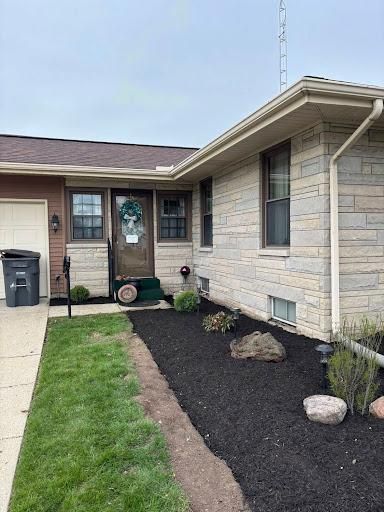 Mulch Installation for Chapman's Lawncare and Landscaping in Connersville, IN