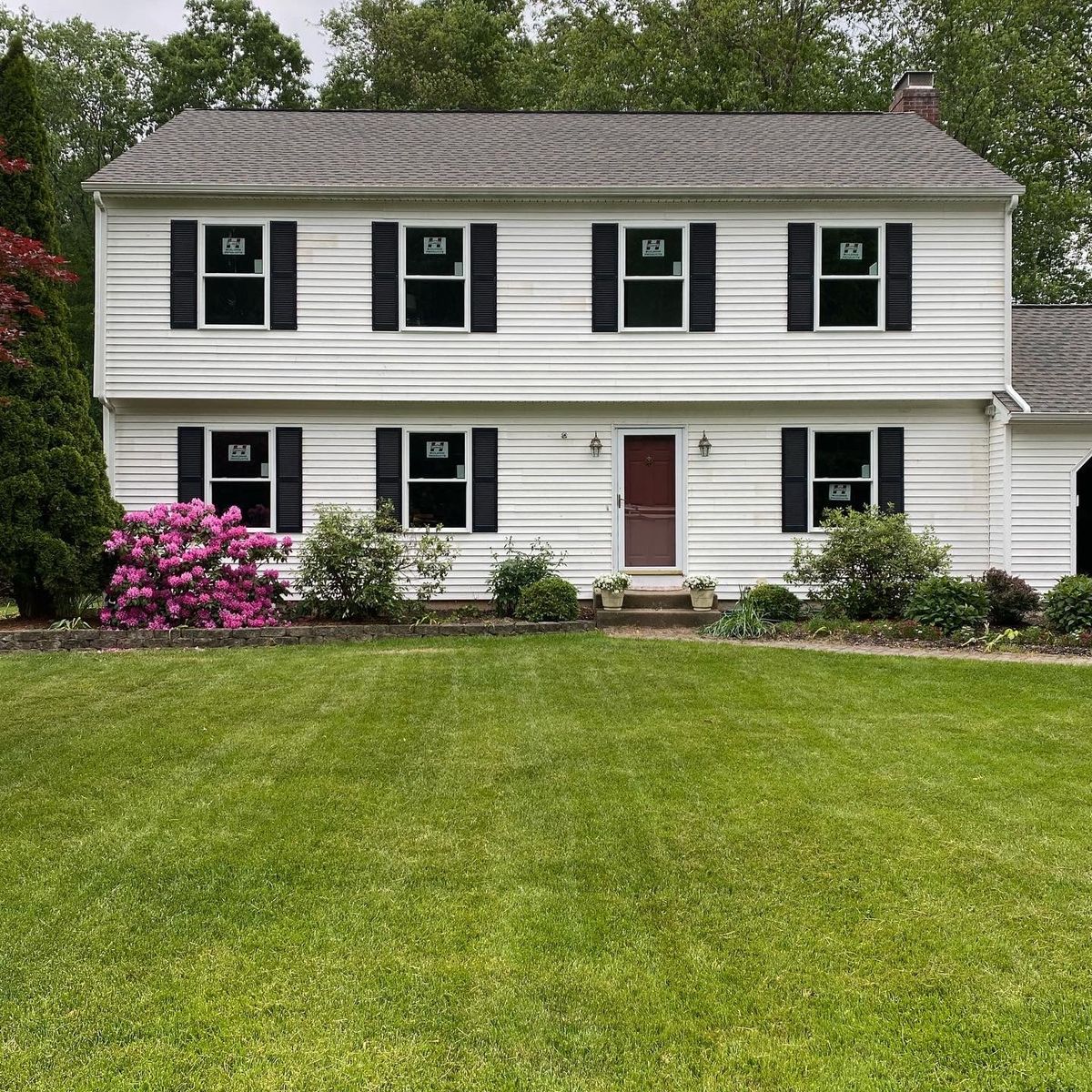 Roofing & Siding for Caravetta Home Renovations in Southbury, CT